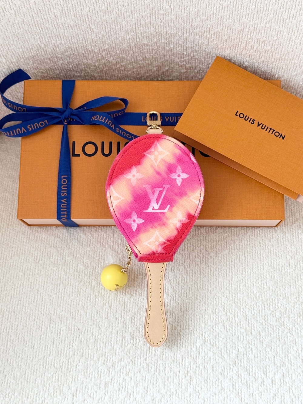✨NEW✨ Louis Vuitton Resort 2026 “Match Point” Charm - Tie & Dye Fuchsia